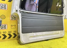 Дверь 5я TOYOTA HIACE 1999 670052F220 KZH106W 1KZTE, задняя