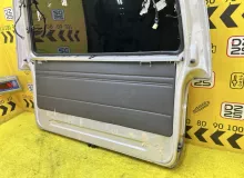 Дверь 5я TOYOTA HIACE 1999 670052F220 KZH106W 1KZTE, задняя