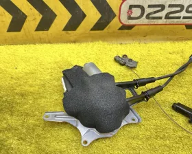 Доводчик двери Toyota