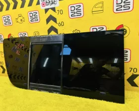 Стекло двери Toyota