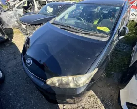 Капот Toyota