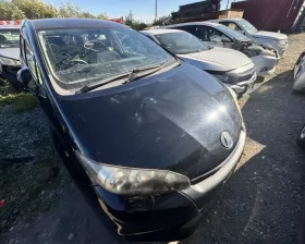 Капот Toyota