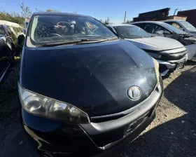 Капот Toyota