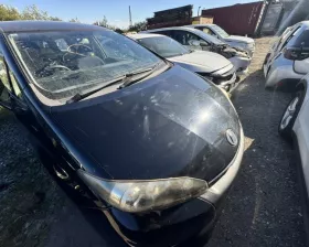 Капот Toyota