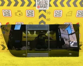 Стекло двери Toyota