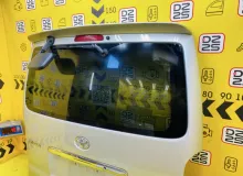 Дверь 5я TOYOTA HIACE 2006 6700526F90 KDH205V 2KDFTV, задняя