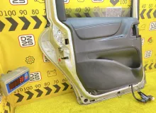 Дверь боковая TOYOTA SIENTA 2015 6700452610 NHP170G 1NZFXE, задняя левая
