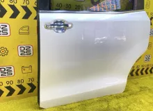 Дверь боковая TOYOTA ESQUIRE 2015 6700428650 ZWR80G 2ZRFXE, задняя левая