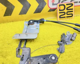 Доводчик двери Toyota