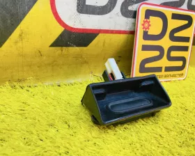 Кнопка открывания багажника Honda