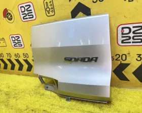 Накладка на дверь багажника Honda