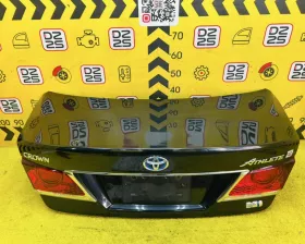 Крышка багажника Toyota