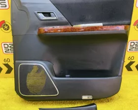Обшивка дверей Toyota