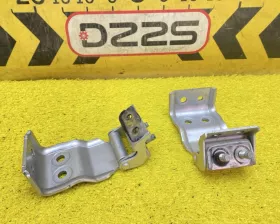 Петли двери багажника Nissan