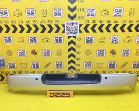 Бампер Toyota
