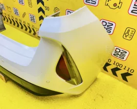 Бампер Toyota