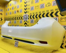 Бампер Toyota