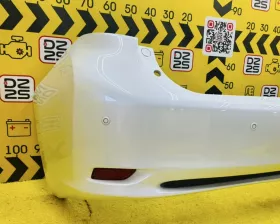 Бампер Toyota