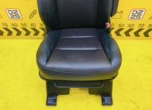 Сидение TOYOTA ESQUIRE 2015 ZWR80G 2ZRFXE, переднее правое