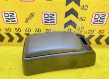 Бардачок между сиденьями TOYOTA HIACE 1998 5881126040 KZH106W 1KZTE, передний