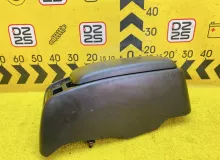 Бардачок между сиденьями TOYOTA HIACE 1998 5881126040 KZH106W 1KZTE, передний