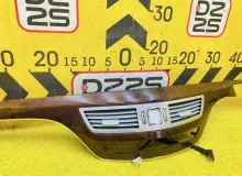 Накладка на торпеду Mercedes-Benz S-CLASS 2008 A2216800771 WDD221 M273E55|273961|273.961, передняя
