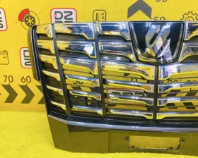 Решетка радиатора Toyota