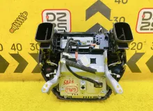 Магнитофон TOYOTA CROWN 2013 8401330230 AWS210 2ARFSE, передний