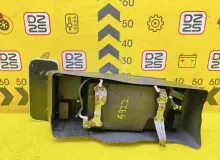 Бардачок между сиденьями TOYOTA HIACE 1995 5881026011 KZH106W 1KZTE, передний