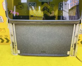 Люк Toyota