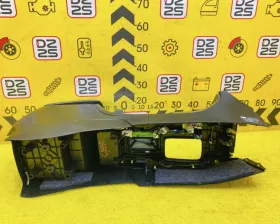 Бардачок между сиденьями Toyota