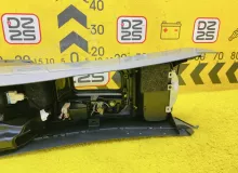 Бардачок между сиденьями TOYOTA HILUX SURF 2004 5891035020 VZN215W 5VZFE, передний