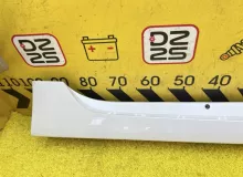 Накладка на порог TOYOTA PRIUS PHV 2017 7585047030 ZVW52W 2ZRFXE, правая