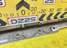 Накладка на порог TOYOTA PRIUS PHV 2017 7585047030 ZVW52W 2ZRFXE, правая