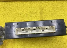 Блок управления климат-контролем TOYOTA HIACE 1999 5590026430 KZH106W 1KZTE, передний