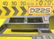 Консоль спидометра TOYOTA HIACE 1998 5540426260 KZH106W 1KZTE, передний