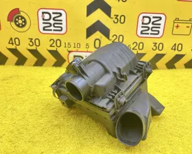 Корпус воздушного фильтра Toyota