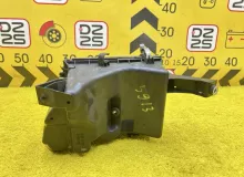 Корпус воздушного фильтра TOYOTA ESQUIRE 2015 1770037292 ZWR80G 2ZRFXE, передний