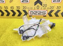 Бачок стеклоомывателя TOYOTA ESTIMA 2016 8531528230 ACR50W 2AZ-FE, передний