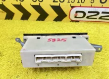 Блок управления климат-контролем TOYOTA HIACE 1998 5590226031 KZH106W 1KZTE, передний
