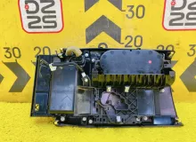 Консоль автомата TOYOTA CROWN 2013 5880430F00 AWS210 2ARFSE, передний