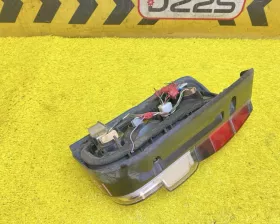 Стоп-сигнал Toyota