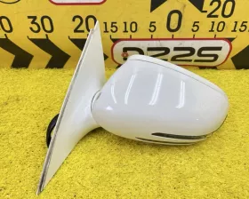 Уши Mercedes-Benz