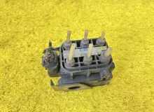 Блок клапанов пневмоподвески Mercedes-Benz S-CLASS 2008 A2513200058 WDD221 M273E55|273961|273.961, задний Блок клапанов пневмоподвески Mercedes-Benz S-CLASS 2008 A2513200058 WDD221 M273E55|273961|273.961, задний