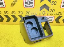 Бардачок TOYOTA HIACE 1999 5891026060 KZH106W 1KZTE, передний