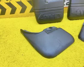 Брызговики комплект Mitsubishi