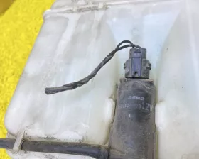Бачок стеклоомывателя Mitsubishi