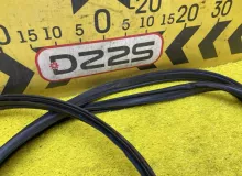 Уплотнительная резинка багажника TOYOTA HIACE 1999 6788195J16 KZH106W 1KZTE, задняя