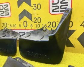 Брызговики комплект Toyota