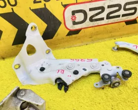 Ролик раздвижной двери Toyota